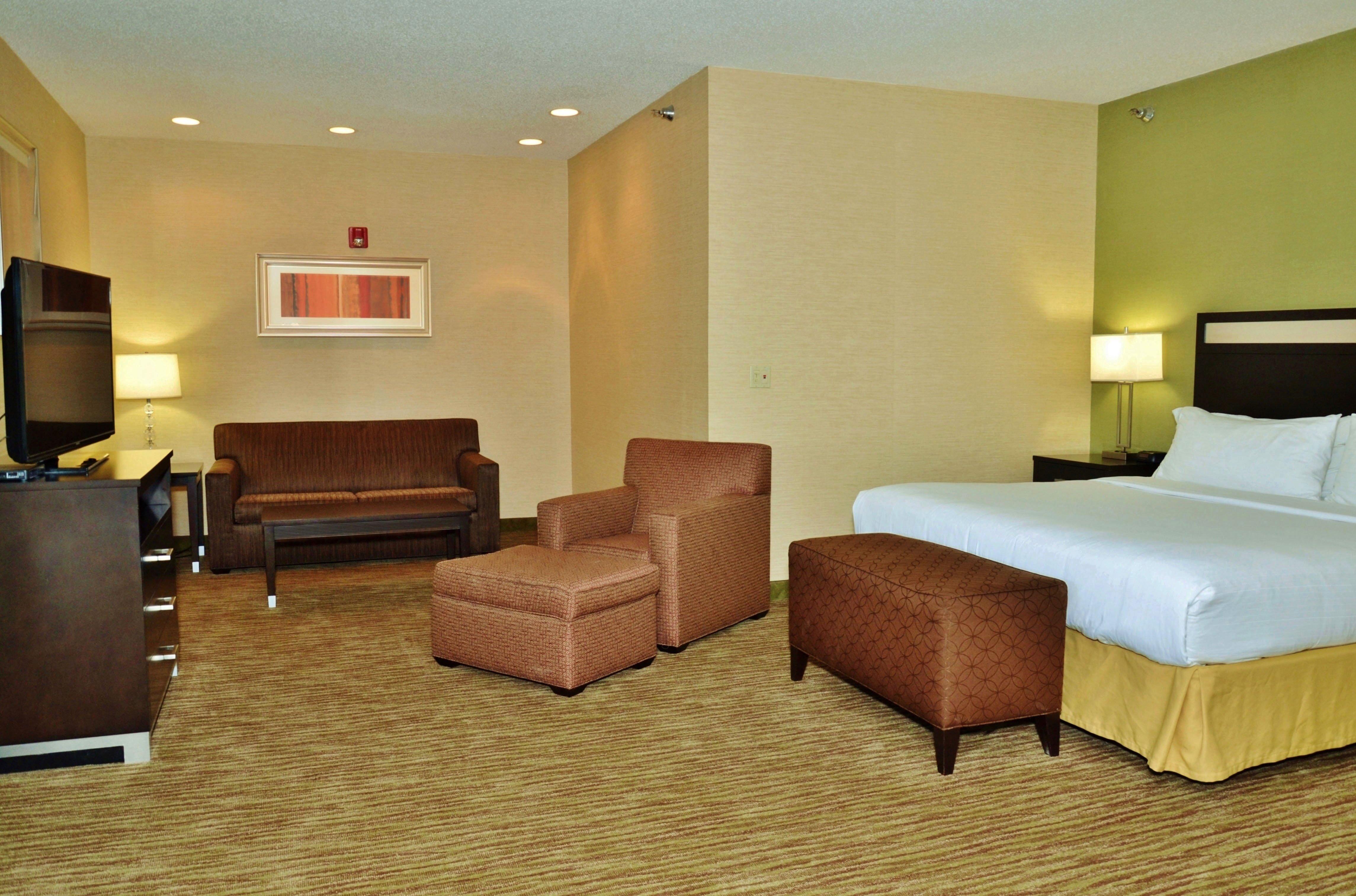 Monaca Holiday Inn Express Hotel & Suites Center Township, An Ihg Hotel מראה חיצוני תמונה